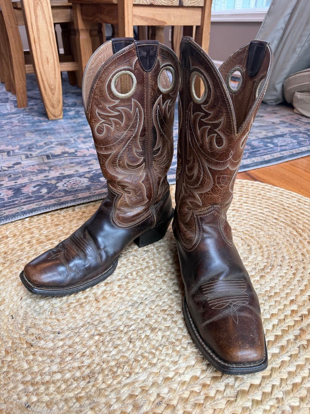 Men's Ariat Powder Brown Square Toe Western Boots (Style: 10017365) –Size 9.5 D